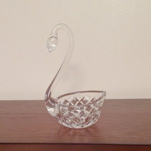 Crystal swan figurine.